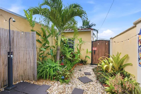 2538 Liberty Street Hollywood FL 33020