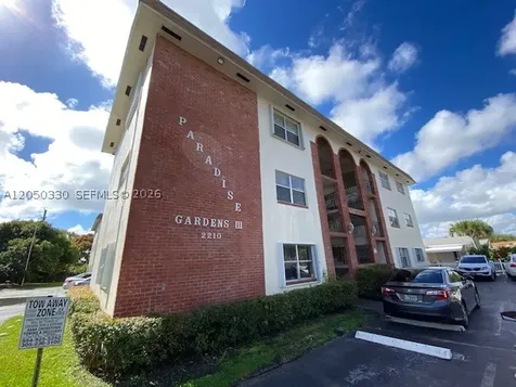 2210 Taylor Street Hollywood FL 33020