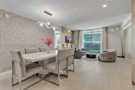 77 SE 5th Street Miami FL 33131