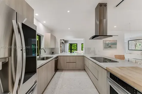 771 Fairway Drive Miami Beach FL 33141