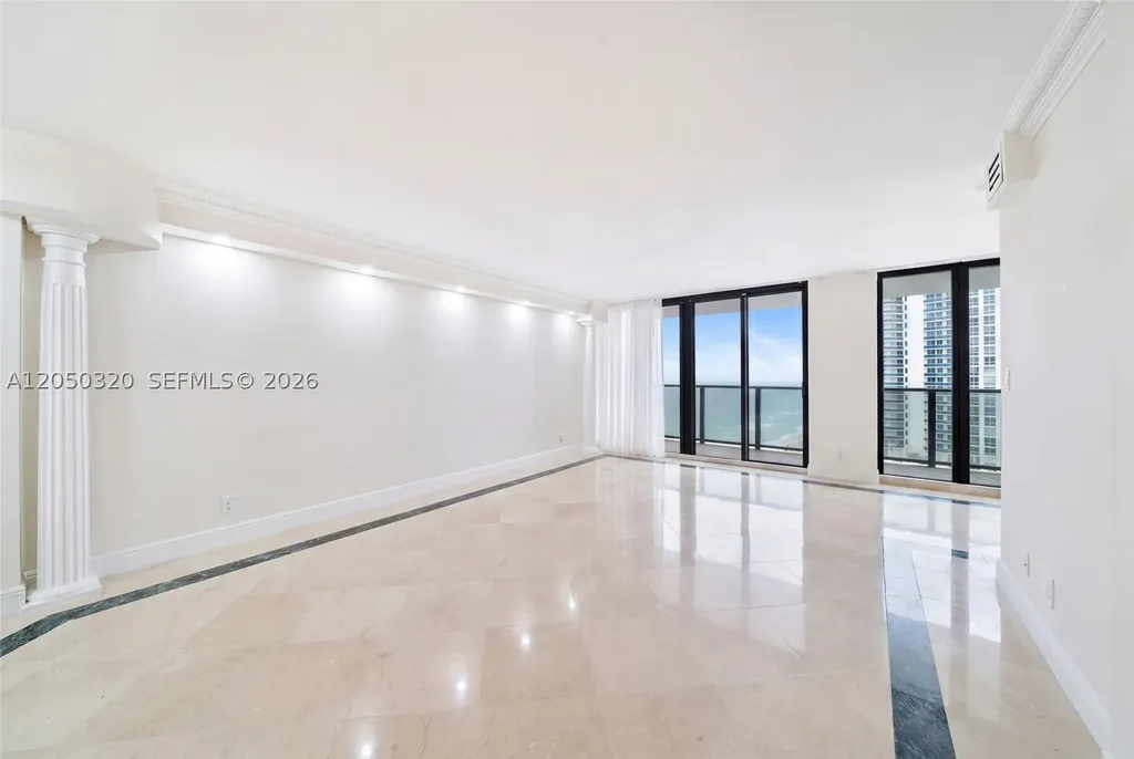 2301 S Ocean Drive Hollywood FL 33019