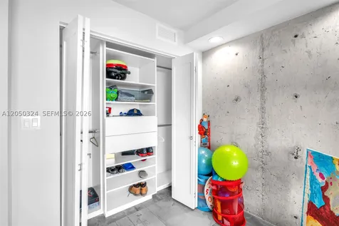 7135 Collins Avenue Miami Beach FL 33141
