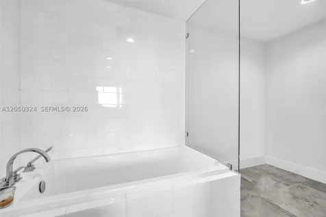 7135 Collins Avenue Miami Beach FL 33141