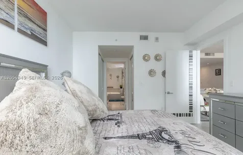 488 NE 18th Street Miami FL 33132