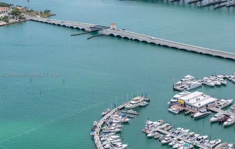 488 NE 18th Street Miami FL 33132