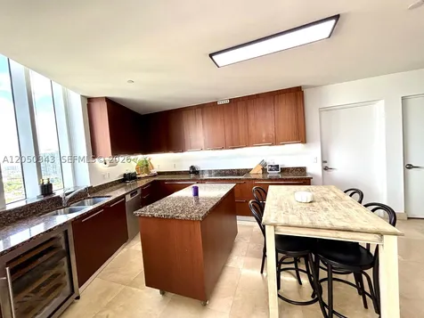 Sunny Isles Beach FL 33160