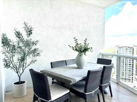Sunny Isles Beach FL 33160