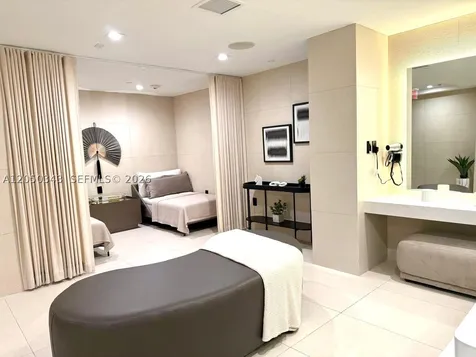 Sunny Isles Beach FL 33160