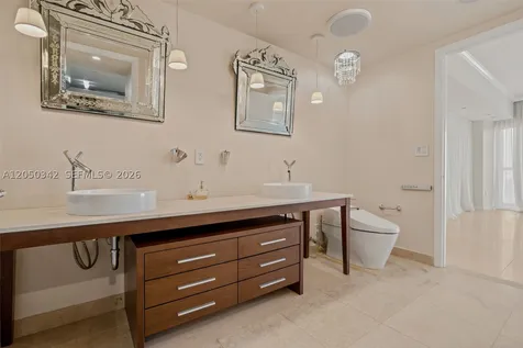 495 Brickell Avenue Miami FL 33131
