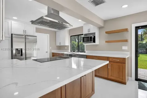 8024 SW 91st Avenue Miami FL 33173
