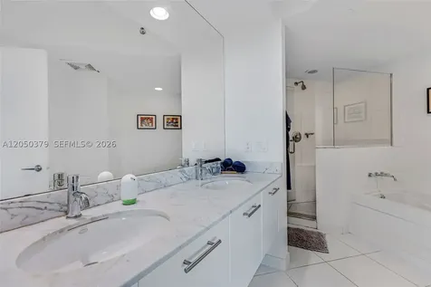 55 SE 6th Street Miami FL 33131