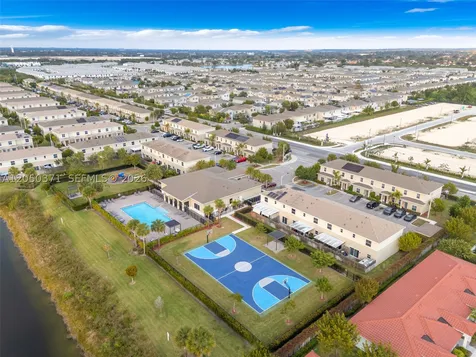 533 NE 5th Place Florida City FL 33034