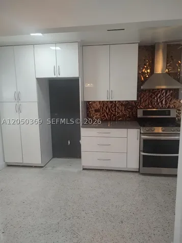 641 SW 6th Street Hallandale Beach FL 33009