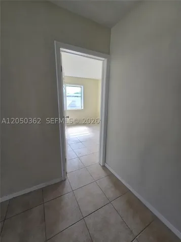724 SW 7th Terrace Hallandale Beach FL 33009