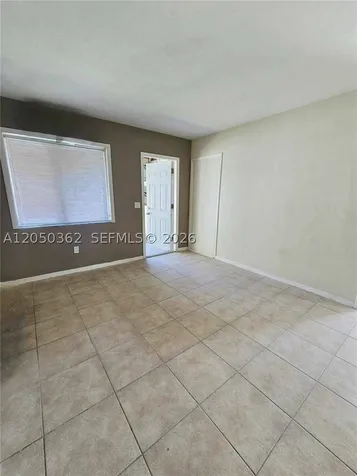 724 SW 7th Terrace Hallandale Beach FL 33009