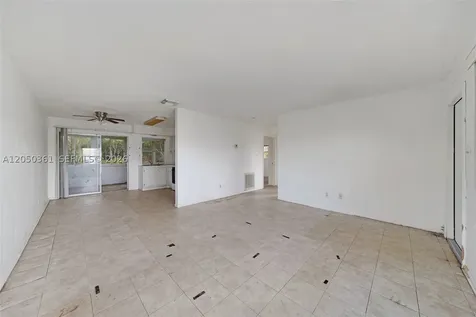 9800 NW 70th Court Tamarac FL 33321