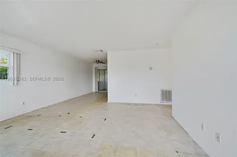 9800 NW 70th Court Tamarac FL 33321
