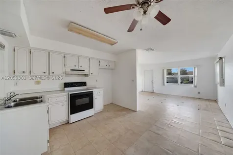 9800 NW 70th Court Tamarac FL 33321