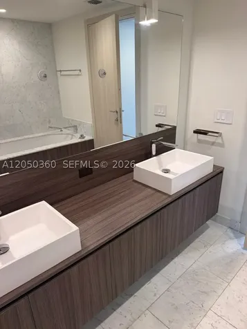 1000 Brickell Plaza Miami FL 33131