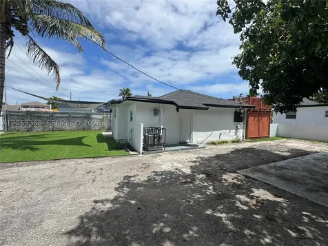 2211 NW 82nd Street Miami FL 33147