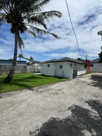 2211 NW 82nd Street Miami FL 33147