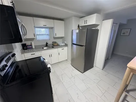 2211 NW 82nd Street Miami FL 33147