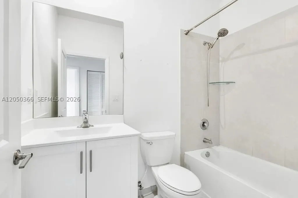 21071 NE 8th Avenue Miami FL 33179