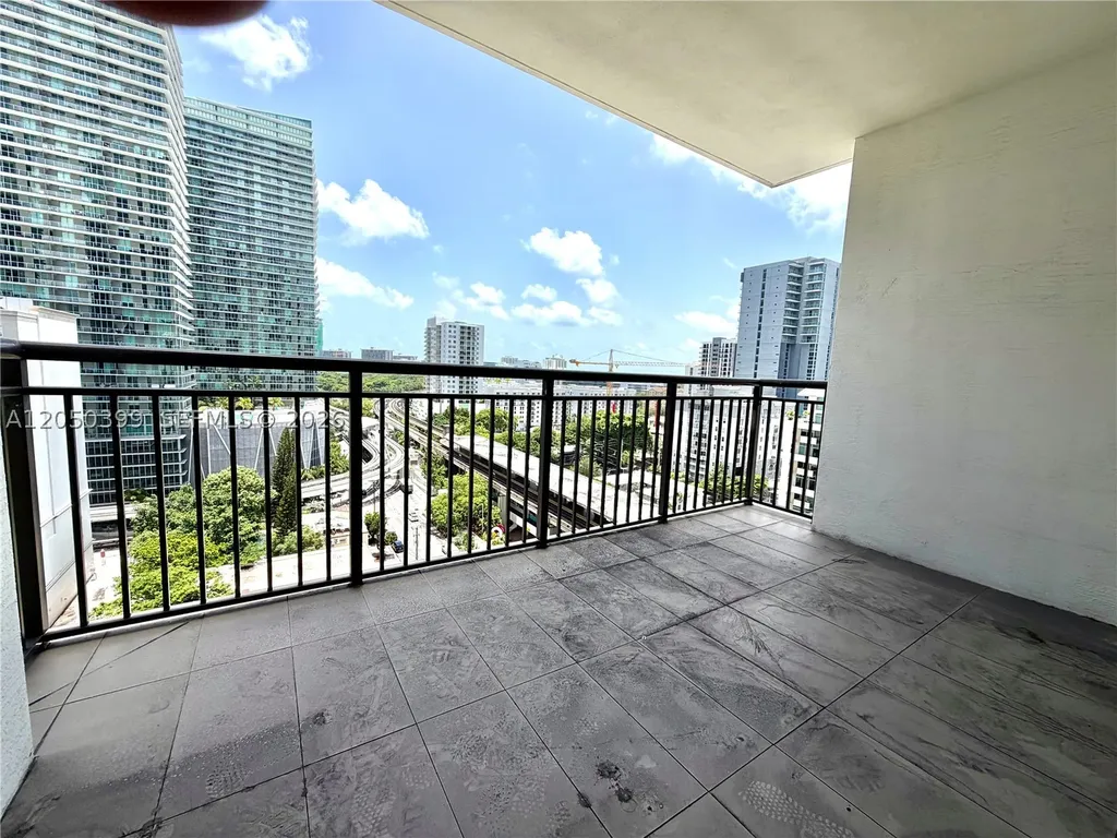 999 SW 1st Avenue Miami FL 33130