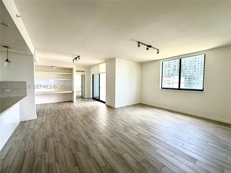 999 SW 1st Avenue Miami FL 33130