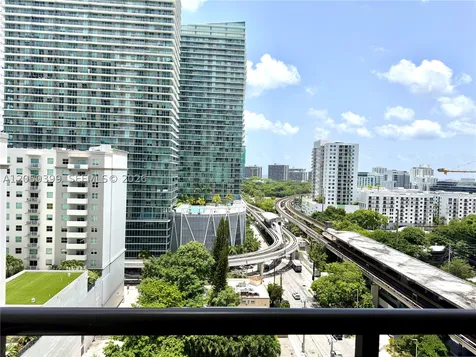 999 SW 1st Avenue Miami FL 33130
