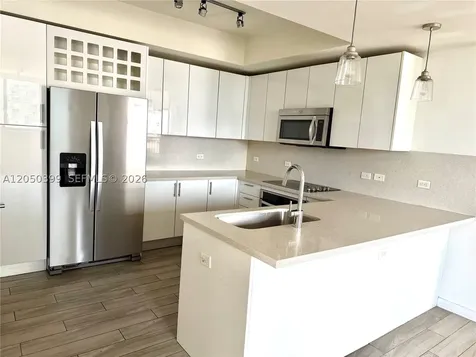 999 SW 1st Avenue Miami FL 33130