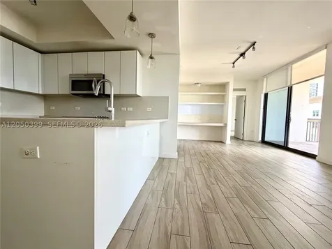 999 SW 1st Avenue Miami FL 33130