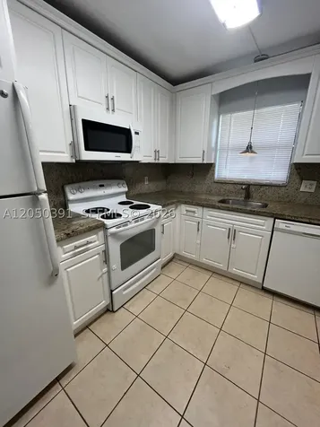 21906 Lake Forest Circle Boca Raton FL 33433