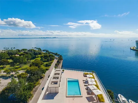 3581 E Glencoe Street Miami FL 33133