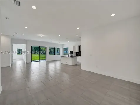 5736 SW 104th Terrace Cooper City FL 33328