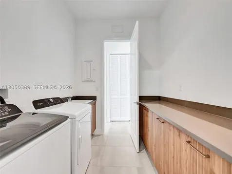 5736 SW 104th Terrace Cooper City FL 33328