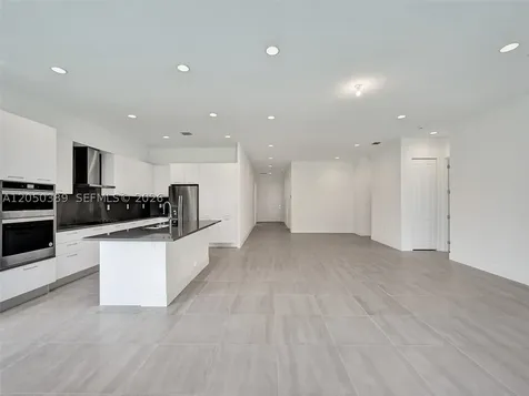 5736 SW 104th Terrace Cooper City FL 33328