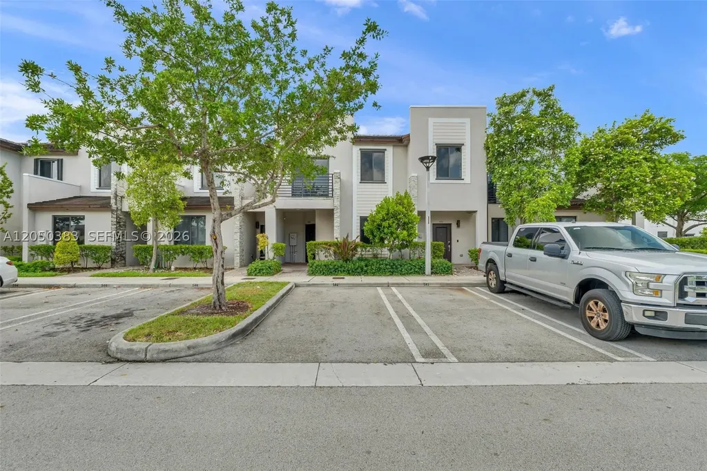 582 NE 207th Street Miami FL 33179