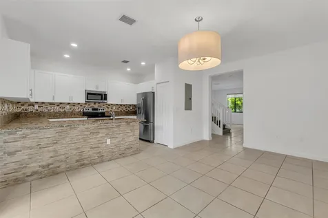 582 NE 207th Street Miami FL 33179