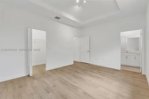 582 NE 207th Street Miami FL 33179