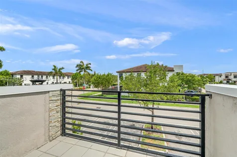 582 NE 207th Street Miami FL 33179