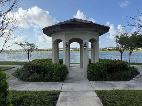 10072 SW 231 St Lane Miami FL 33190