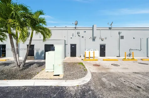 7317 SW 107th Avenue Miami FL 33173