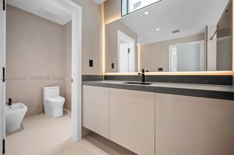 3310 Elizabeth Street Miami FL 33133