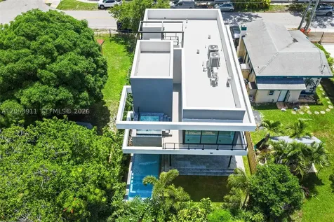 3310 Elizabeth Street Miami FL 33133