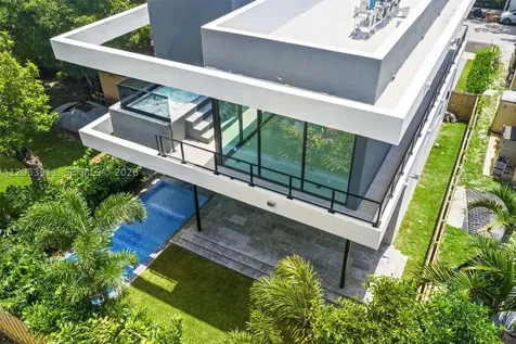 3310 Elizabeth Street Miami FL 33133