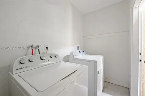 1429 NE 118th Terrace Miami FL 33161