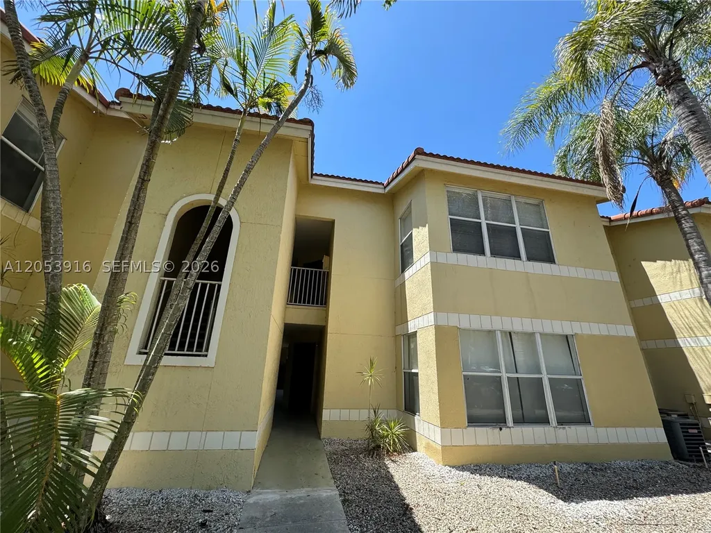 417 Vista Isles Drive Sunrise FL 33325