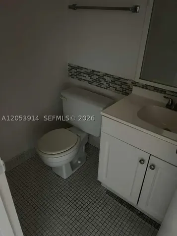 82 Fanshaw B Boca Raton FL 33434