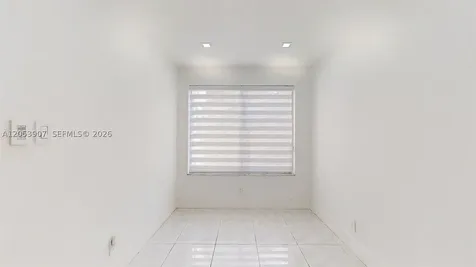 8212 NW 8th Place Plantation FL 33324